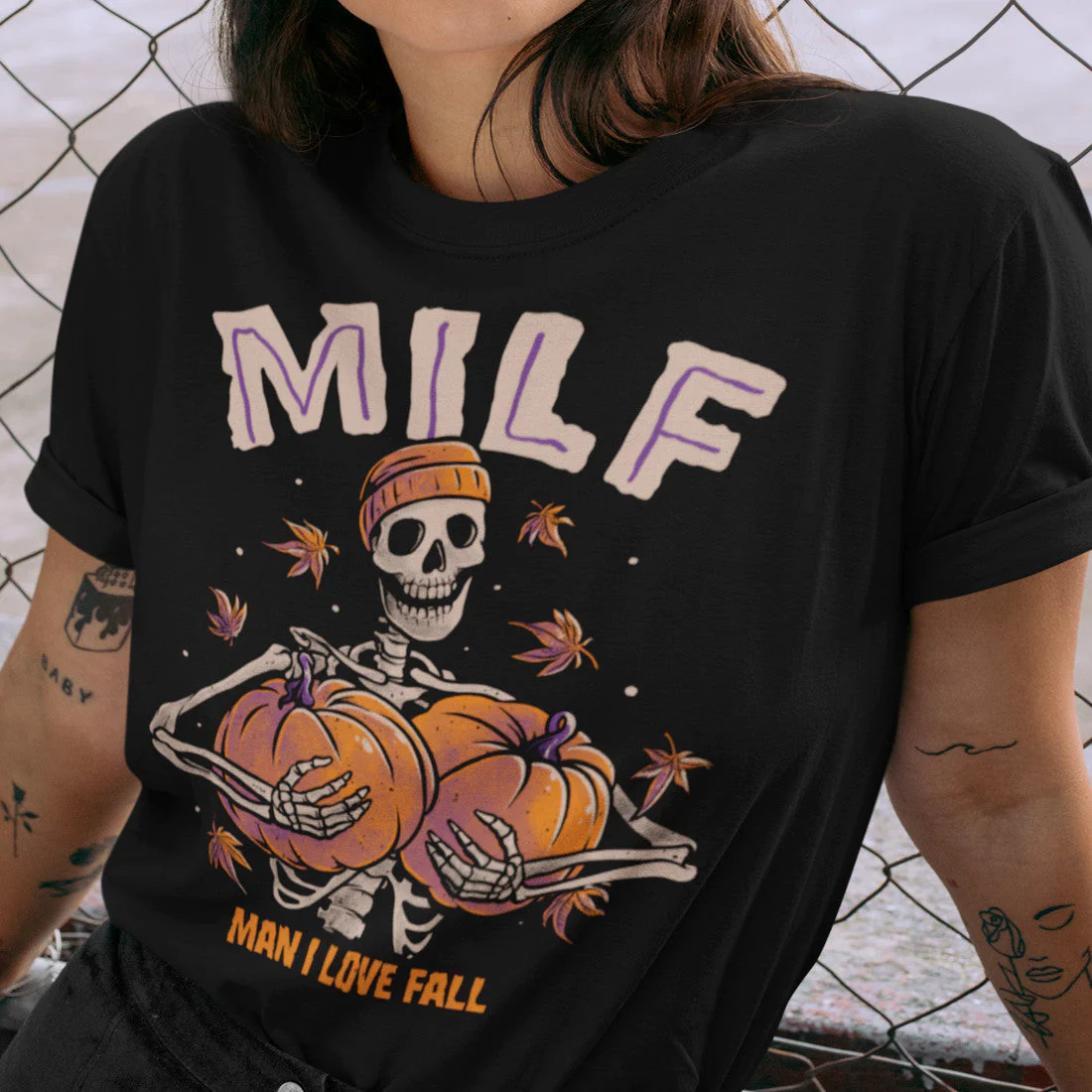 MILF MAN I LOVE FALL SKULL PRINTED T-SHIRT